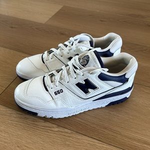 New Balance 550 (9.5 Women’s / 8 Men’s)